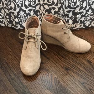 Toms booties